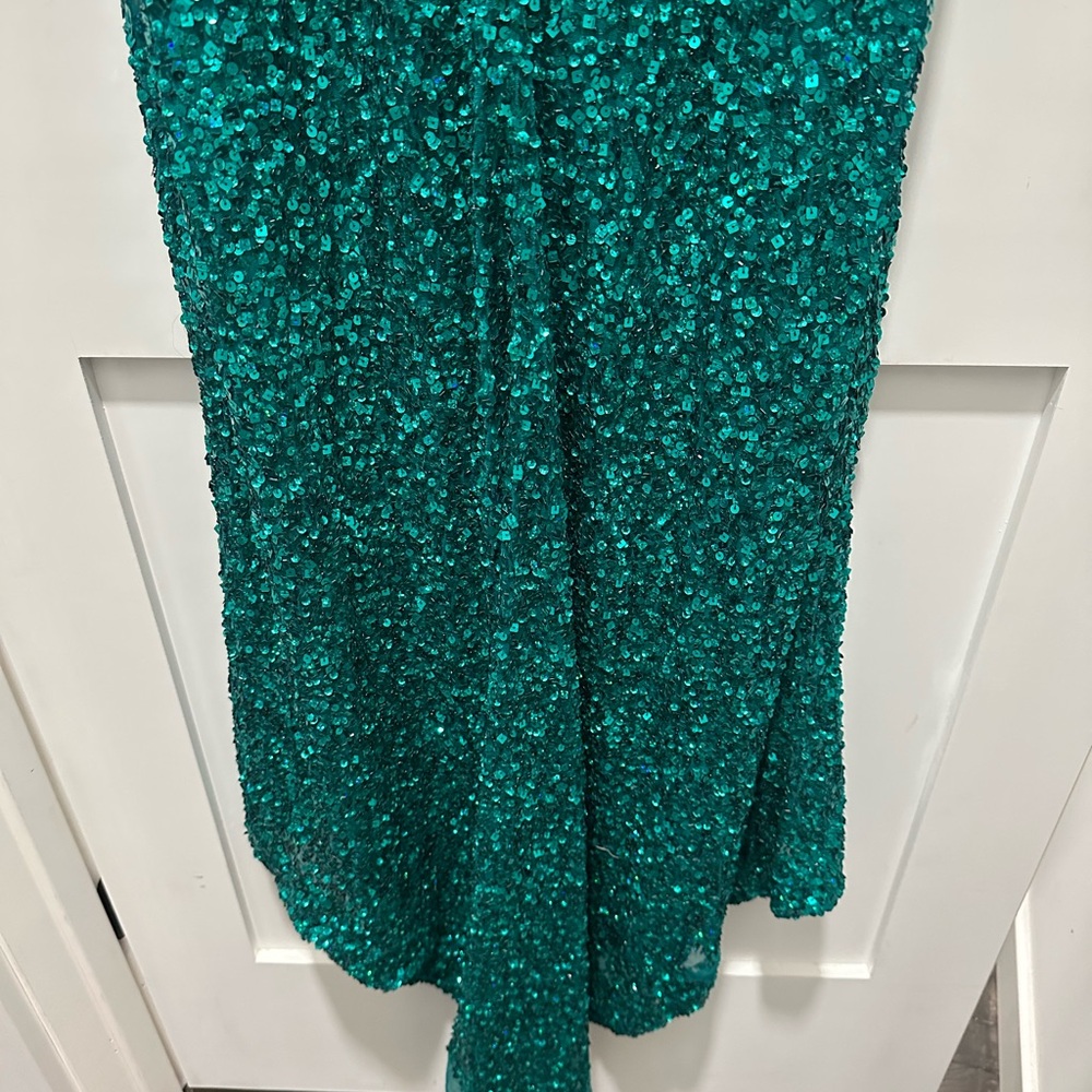 Scalia Emerald Green Sequin Gown sz 8 - Picture 6 of 14